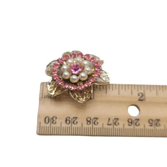 Pink Rhinestone Floral Filigree Brooch Pin Gold Tone Vintage - Picture 4 of 4